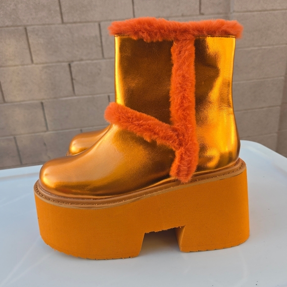 Platform Boots - Picture 4 of 14